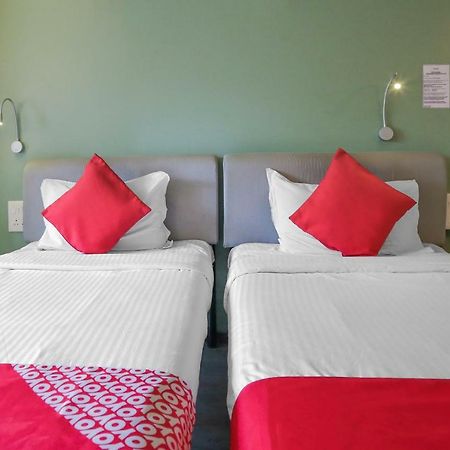 Oyo 6429 Hotel Pearl プネ エクステリア 写真